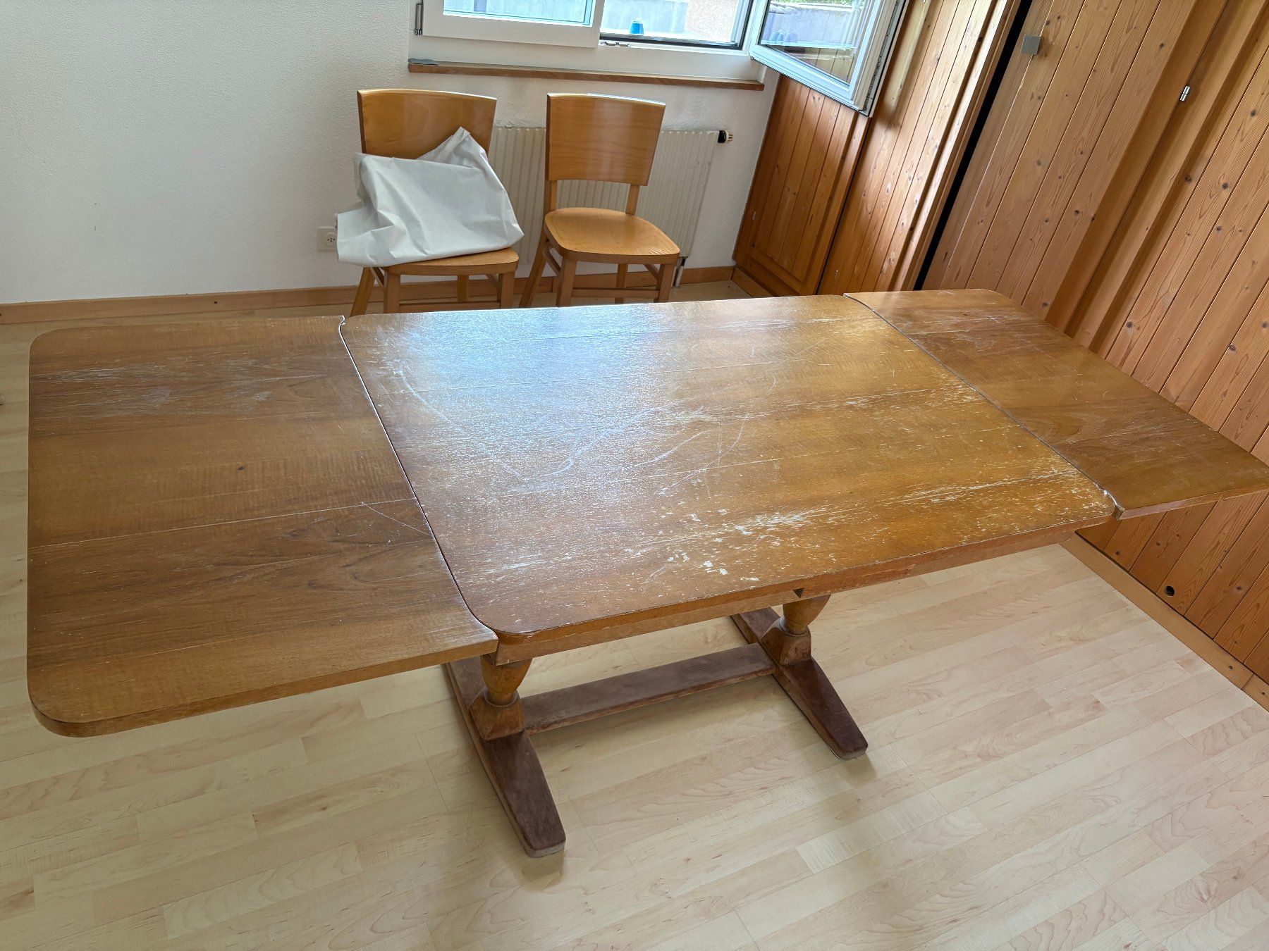 Tables: Tisch – D'occasion à Schachen LU par 13_Snoopy 2