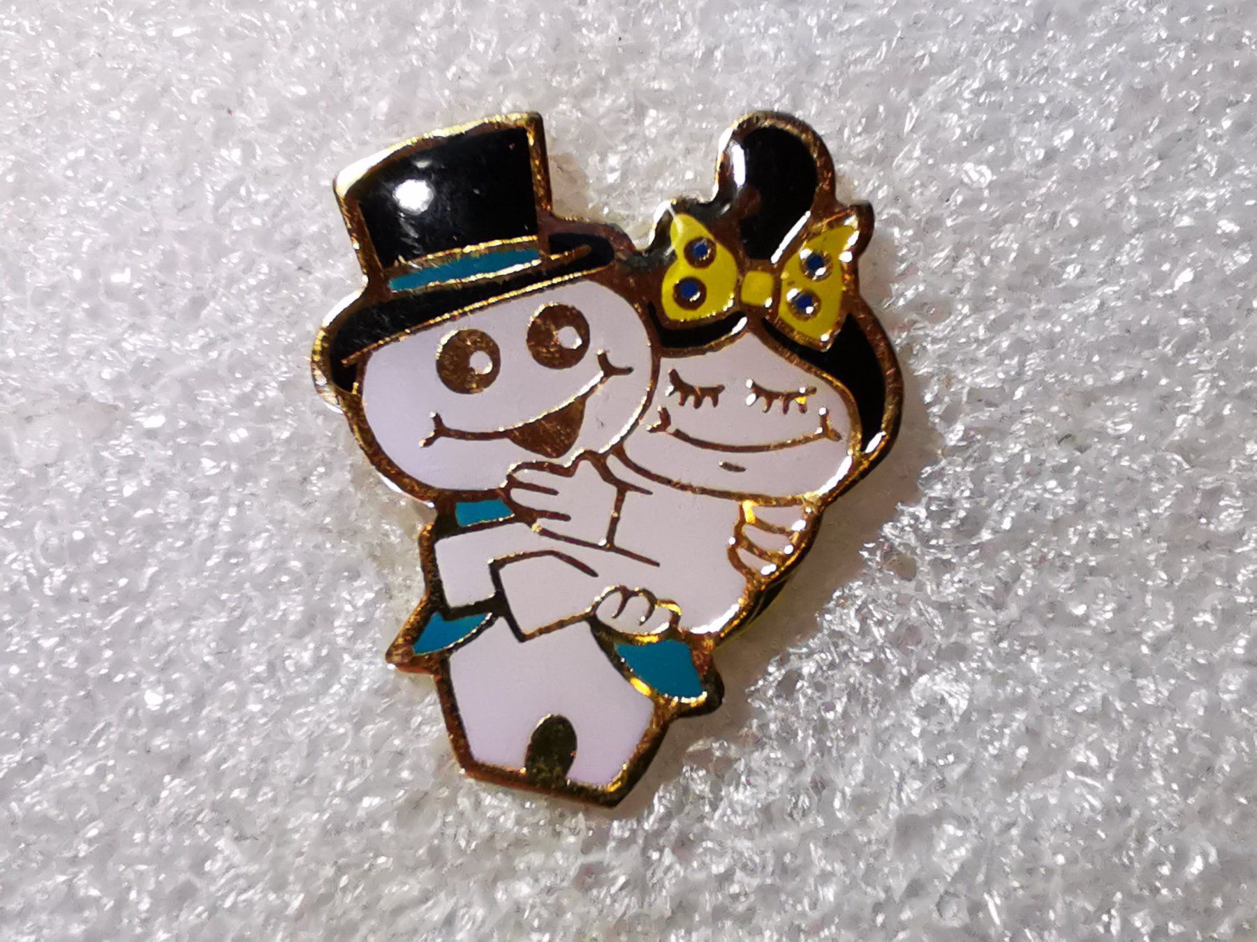 Placchette & Badge: Ansteckpin 38: Maga Bio – Usato da Oppligen venduto da Pin-Fall-Shop