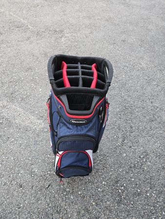 For Sale: TaylorMade Golf Stand Bag – Excellent Condition 