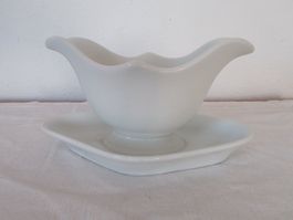 Klassische Sauciere aus Porzellan - Zeitloses Design