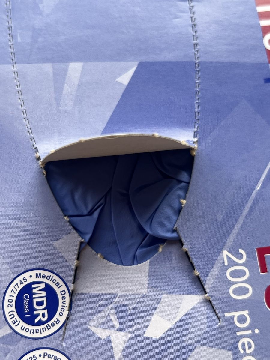 Gants & mitaines : Semperguard Sapphire Blue Nitrile Gloves L8-9 Box 200 – Neuf avec emballage d'origine à Emmen par VK-Retail 2