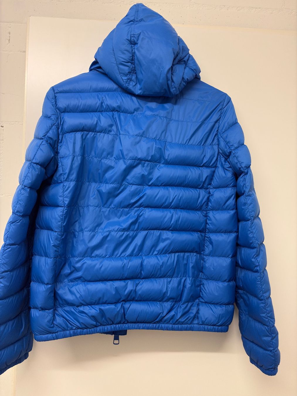 Hugo Boss Giacche: Daunenjacke von Hugo Boss, Gr. 38 – Usato da Egg b. Zürich venduto da adimoxon 4