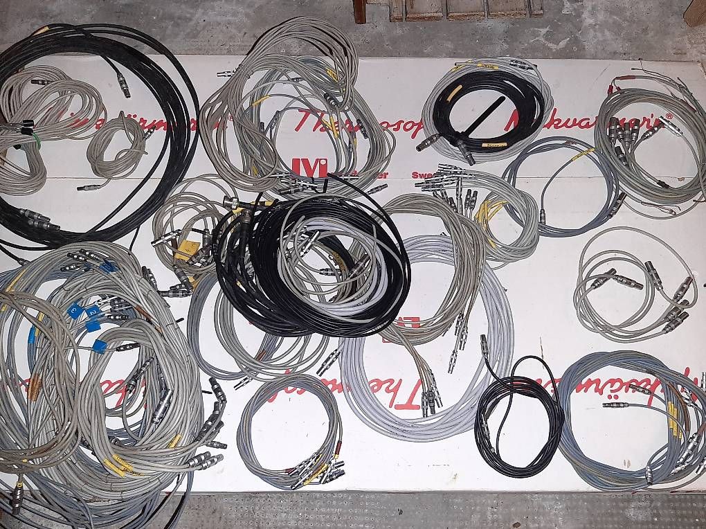 Cavi: Electronique - Laboratoire - Câbles LEMO - BNC - RG11 – Usato da Lutry venduto da Matteo022