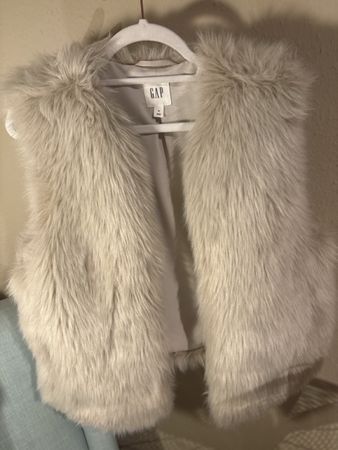 Gilet fausse fourrure GAP taille M femme