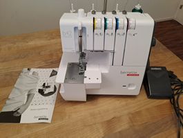 Bernette b42 Coverstitch Nähmaschine