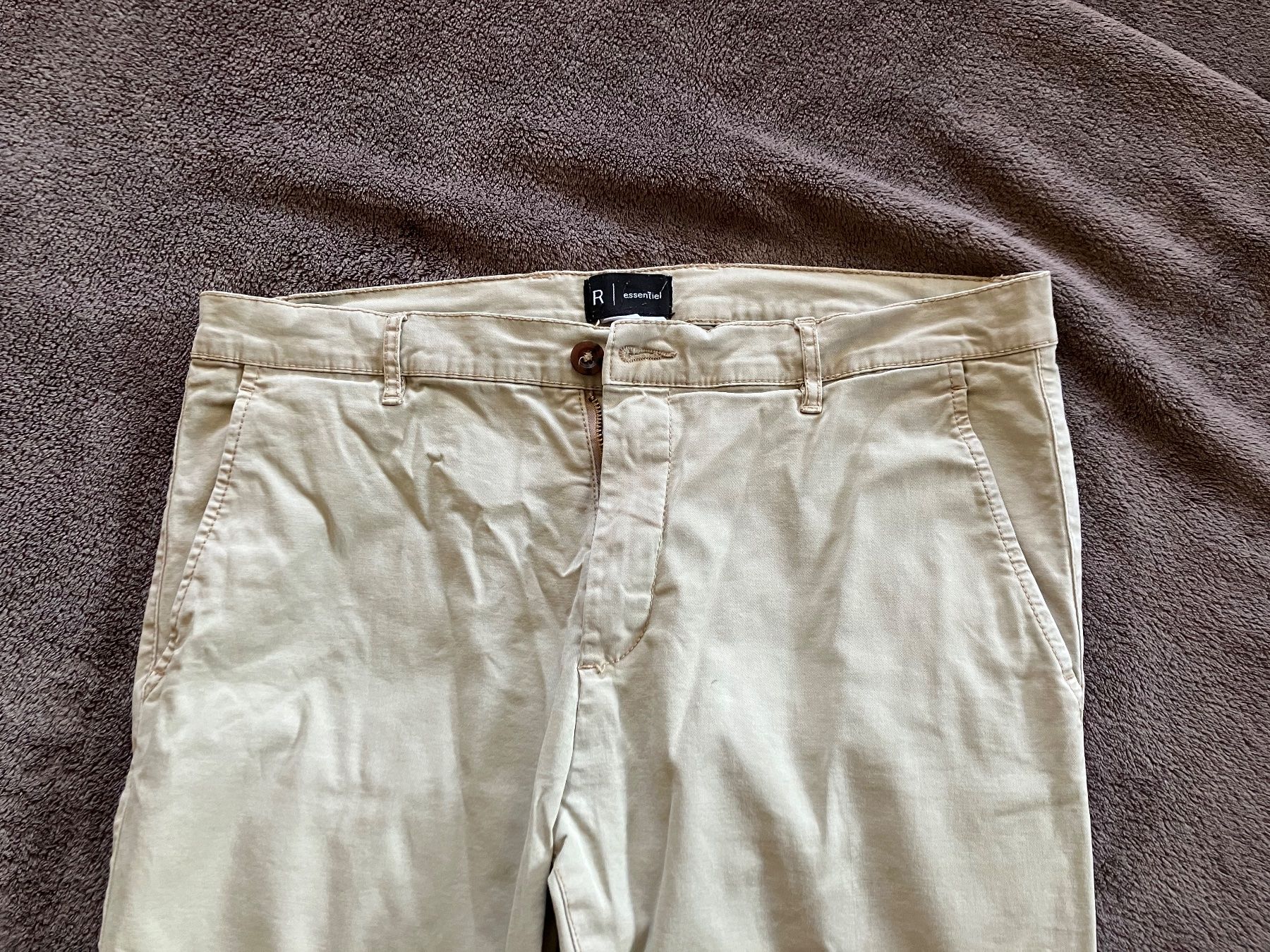 Pantaloni: Pantalon chino * Taille M – Usato da St-Triphon venduto da chamaclinea 1