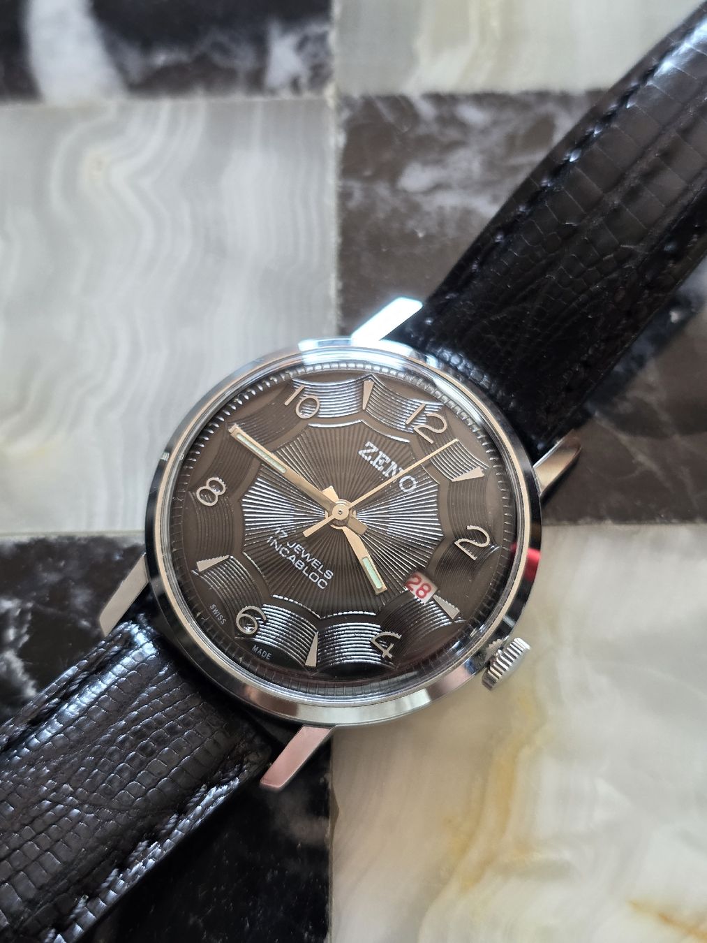 Zeno Orologi: Vintage Zeno Spider Dial – Usato da Salmsach venduto da Vinted.by.Y.R