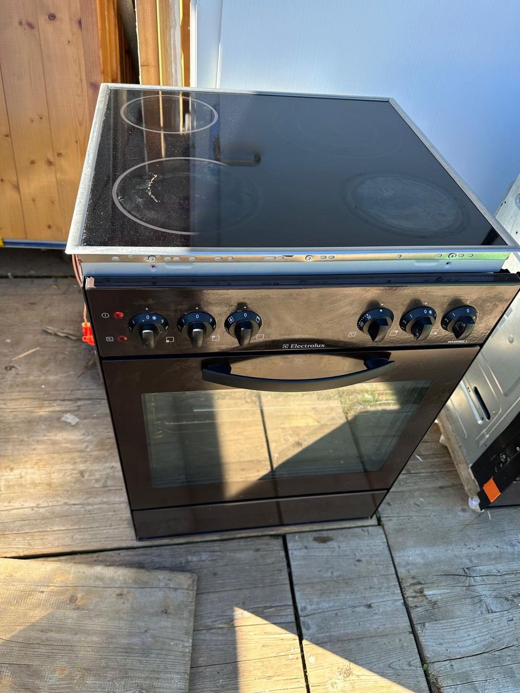 Electrolux Forni: Backofen mit Glaskeramikeplate - Electrolux – Usato da Spreitenbach venduto da Space_X