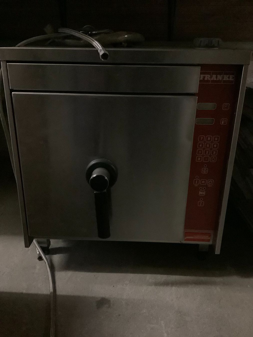 Elettrodomestici da cucina: Franke Pressure Cooker – Usato da Signau venduto da den_fh9z
