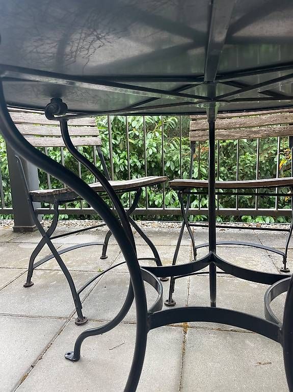 Tavoli: Balkon- oder Gartentisch im Belle-Epoque Stil – Usato da solothurn venduto da mar_h8mh 2