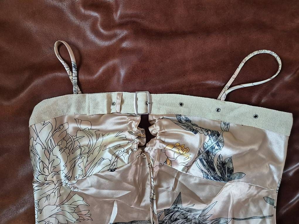 Tops: Top effet satiné – Gebraucht aus Pully von san_b2w6 2