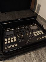 DJ Console Traktor Kontrol S5 + flight case UDG