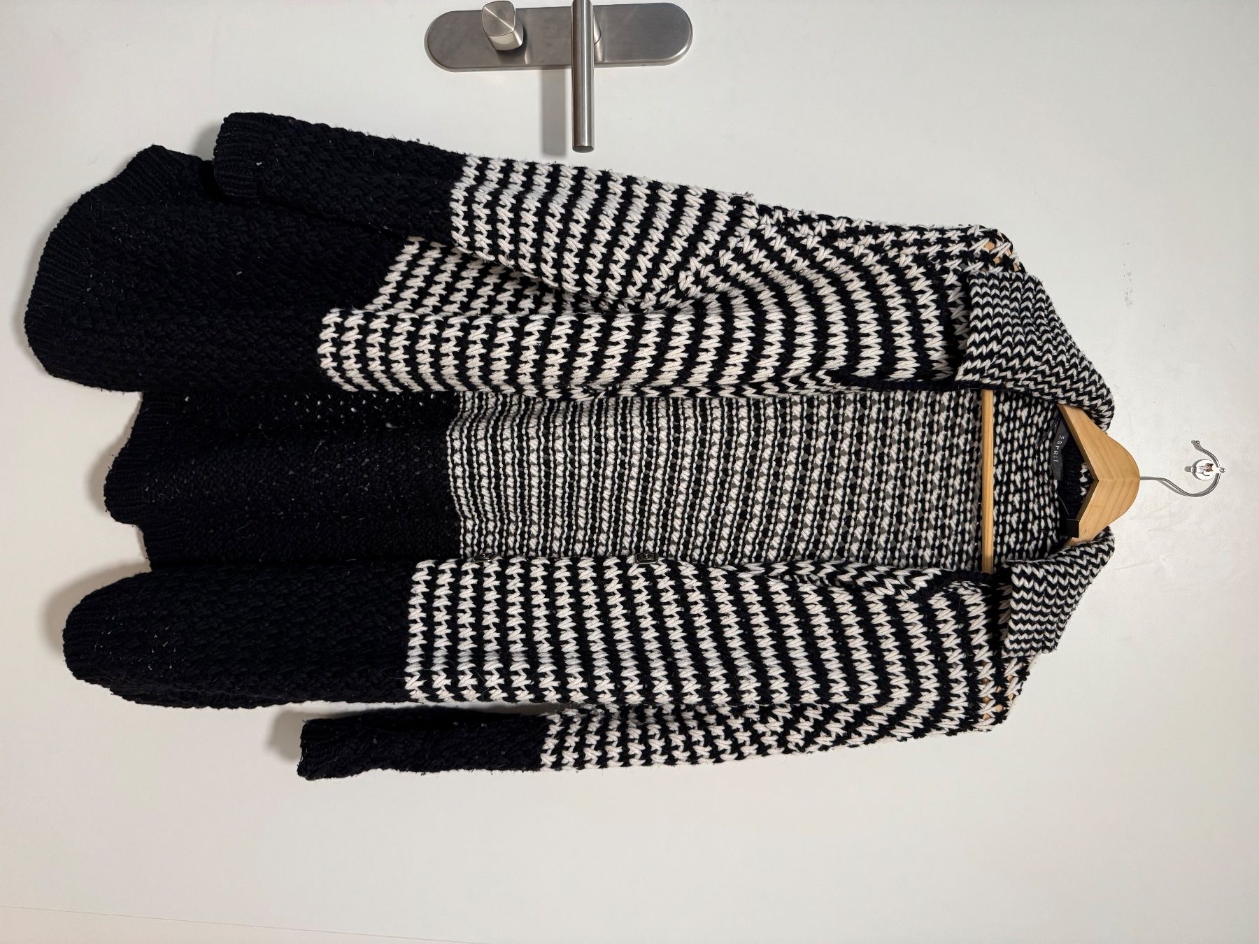 Giacche: Grobe Strickjacke aus Wolle, ESPRIT, Gr. S – Usato da Bubikon venduto da hachia888 6