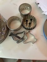 Guetzliformen Set mit Dose Metall alt guter Zustand