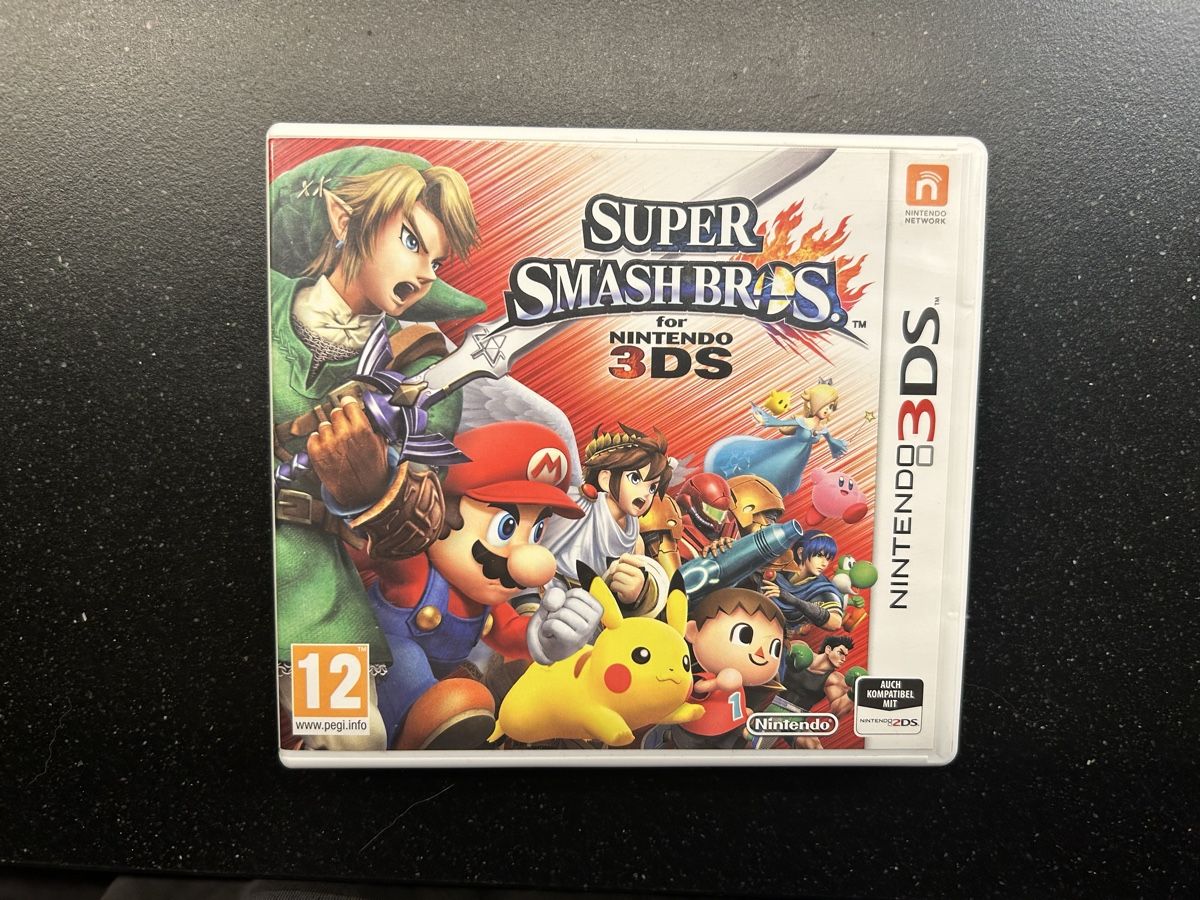 Nintendo Giochi: Nintendo Super Smashbros 3DS – Usato da Wolfhausen venduto da eil_jc5j