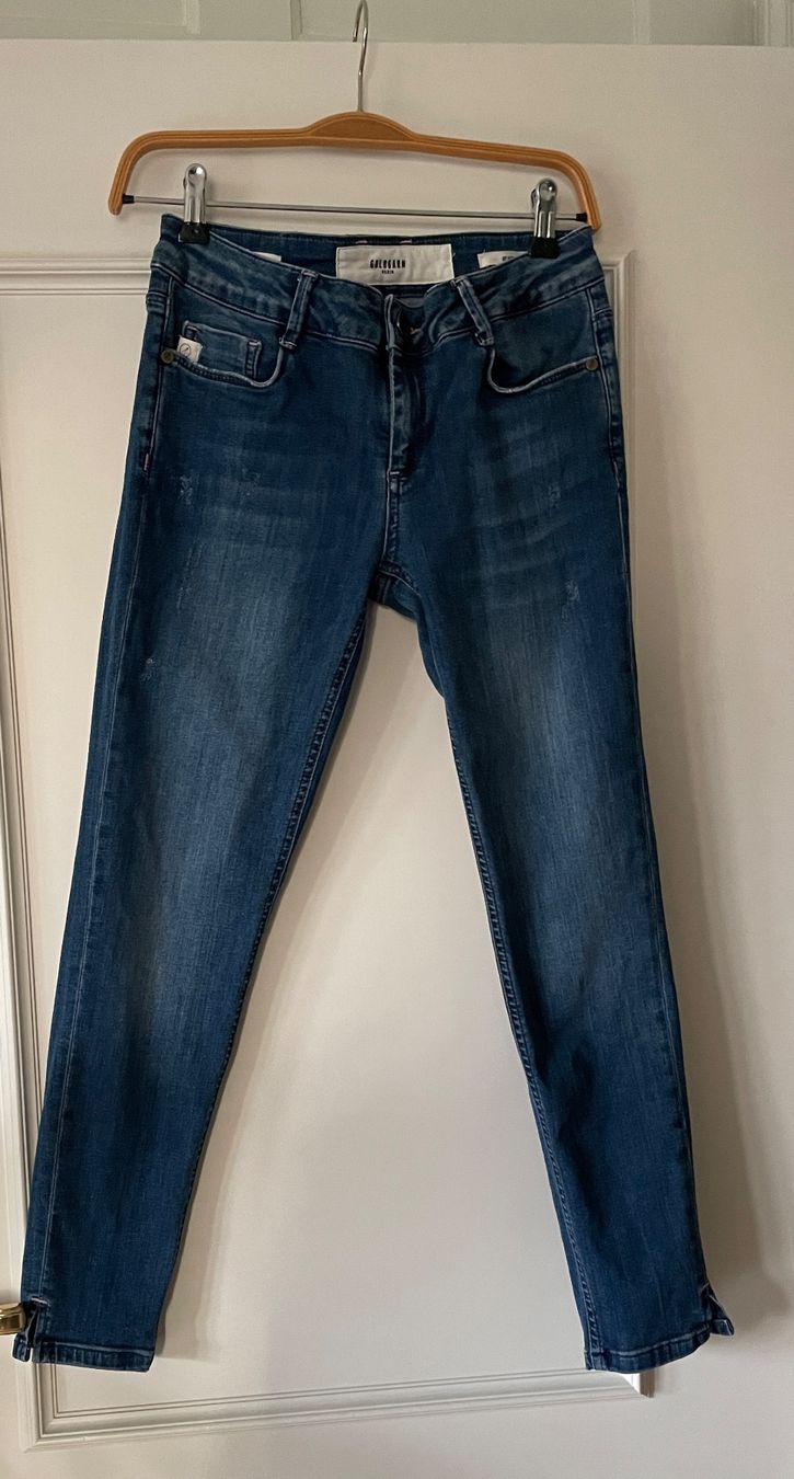 Jeans: Jeans, Grösse 26 – Usato da St. Gallen venduto da Cagliari2015