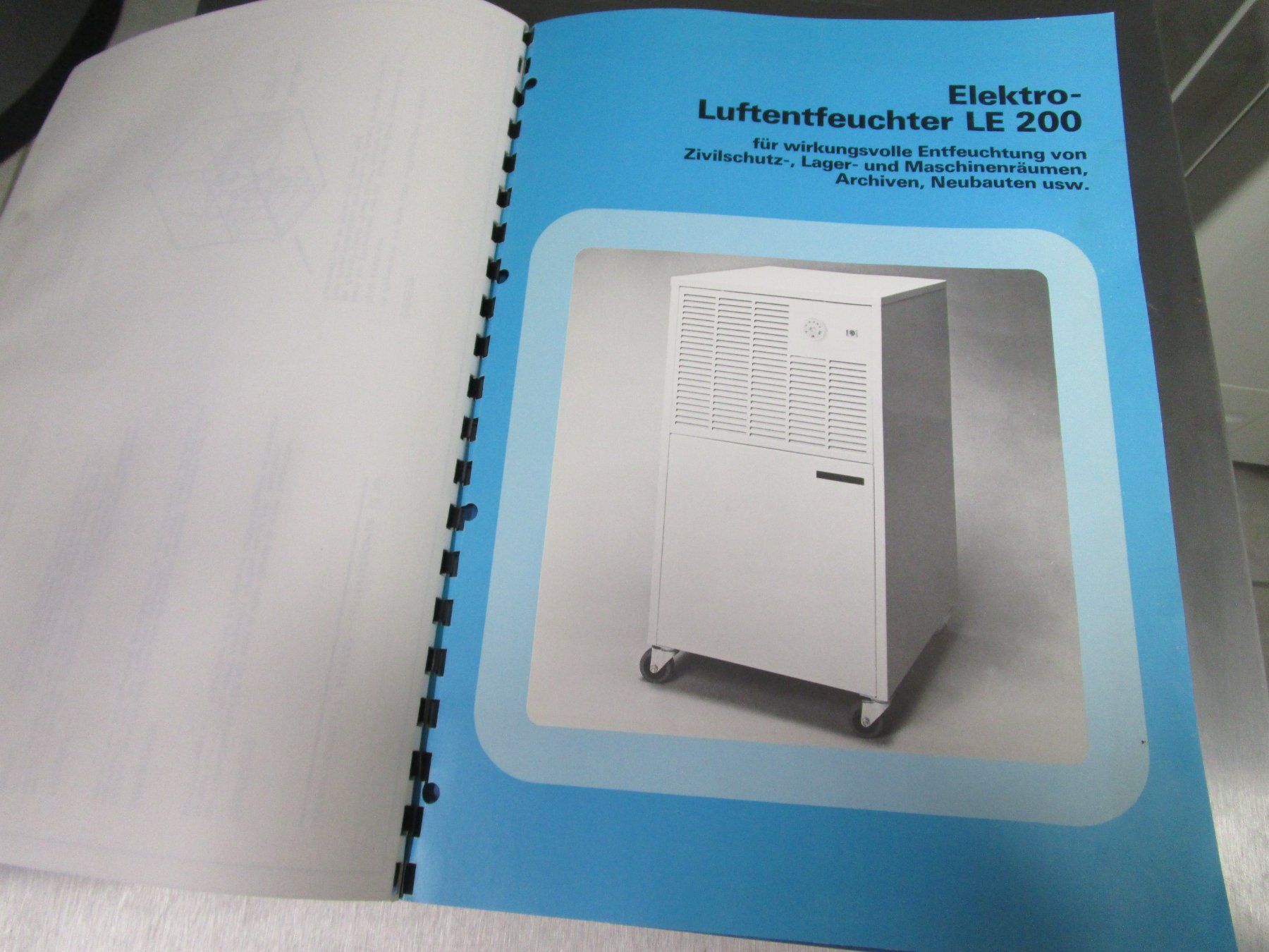 Deumidificatori: Luftentfeuchter mit Kondenswasserpumpe LE 200 – Usato da Rapperswil SG venduto da Ralphy 5