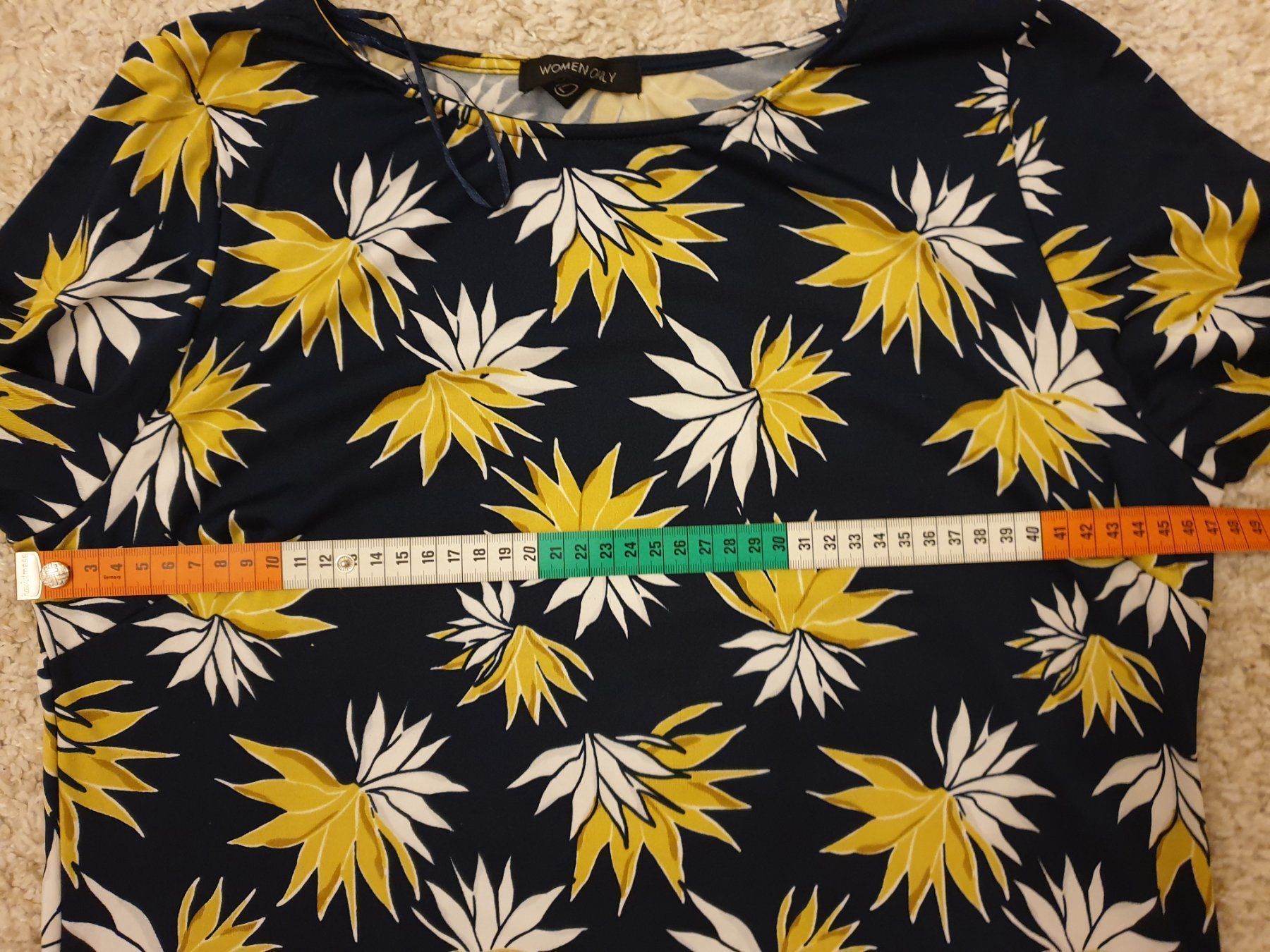 Only Vestiti: Robe, M, Women Only, excellent état, 95%polyester+5%elastane – Nuovo (secondo la descrizione) da Neuchâtel venduto da Verenas12 3