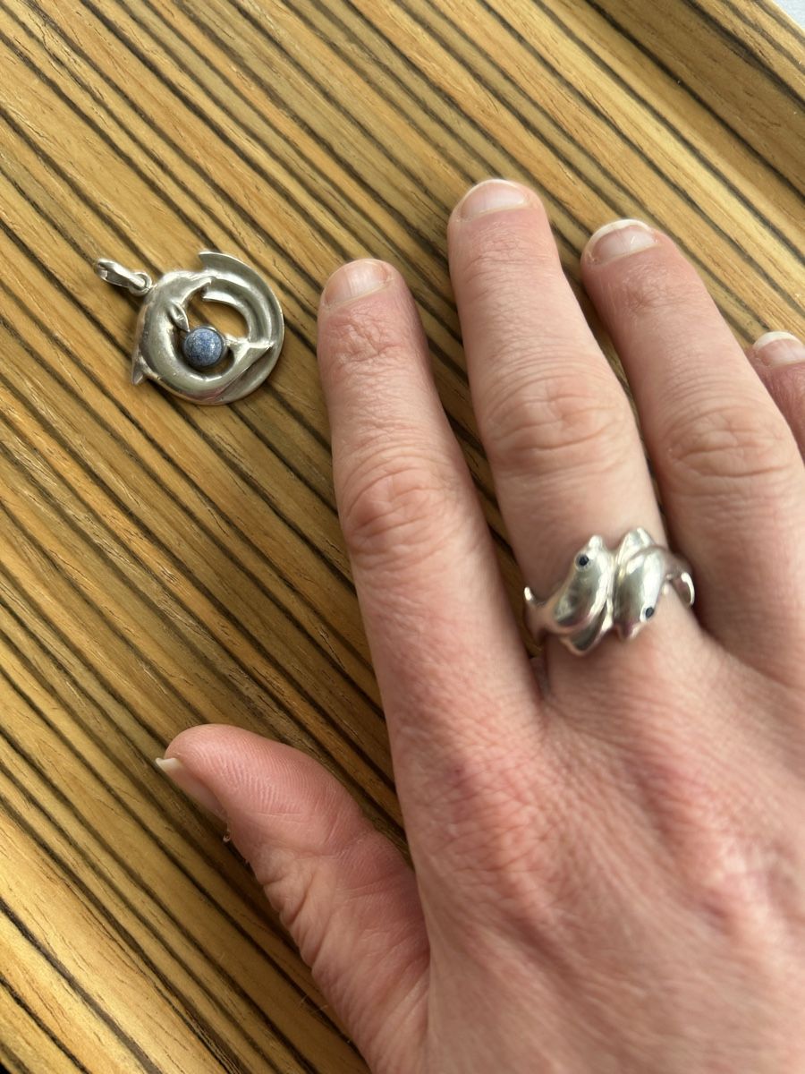 Ciondoli: Set Silber 925 mit Delfin Anhänger und Ring – Usato da Birsfelden venduto da Exclusivity 2