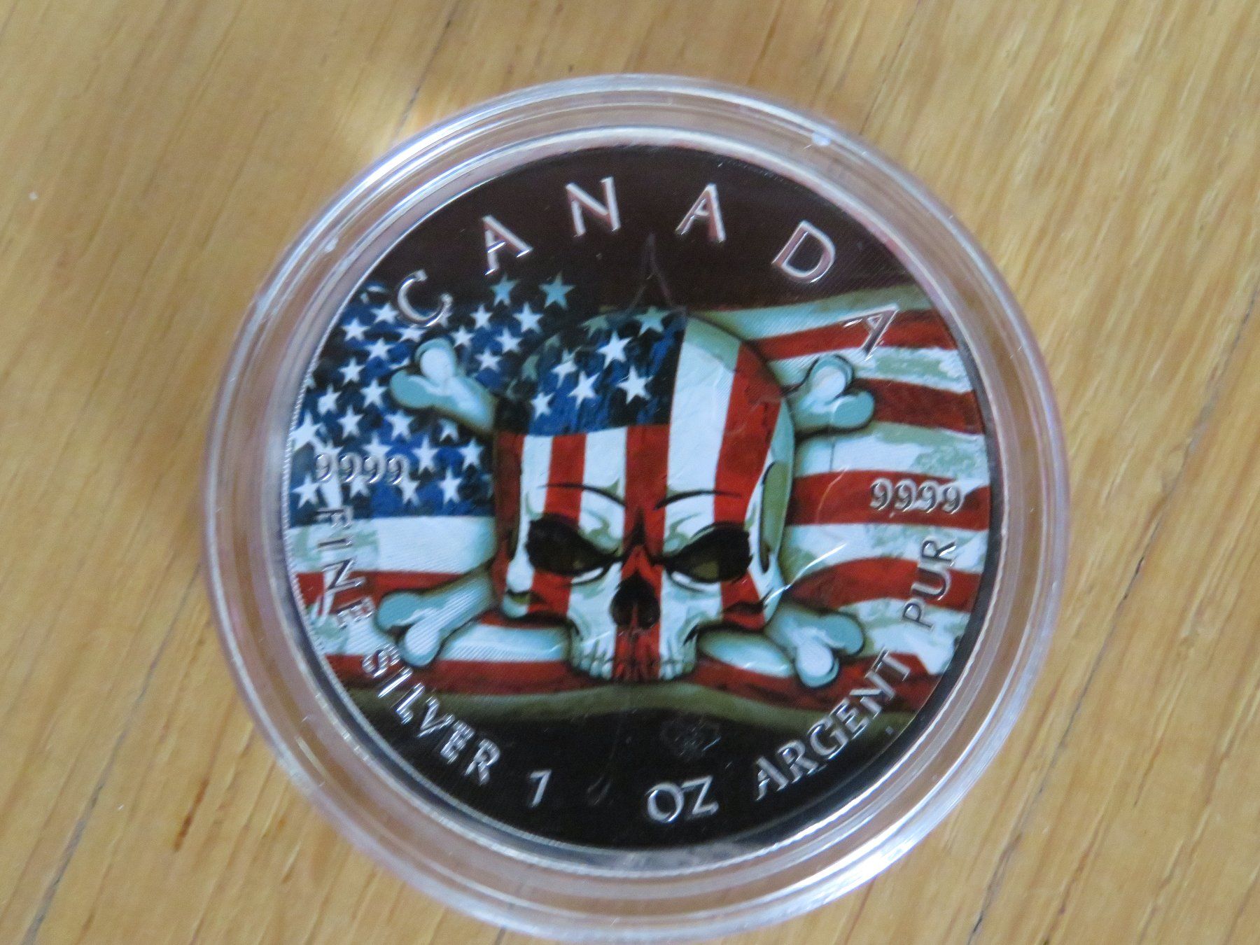 Tutti le monete: US Flag Skull Canada 2022 Maple Leaf 1 OZ SILBER -COLOR EDIT – Nuovo e nell'imballaggio originale da Wetzikon ZH venduto da Nicki6 1