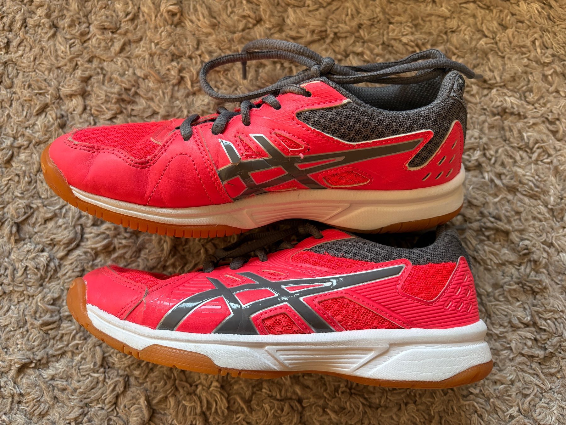 Asics Scarpe da uomo: Asics Hallenschuhe, Grösse 35 – Usato da Aarau venduto da stellabianca 2