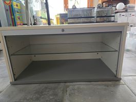 Büroschrank mit Rollladen und mit Glas
