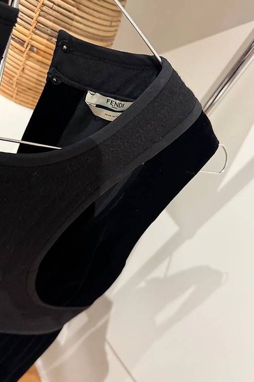 Fendi Vestiti: FENDI KLEID BLACK – Nuovo (secondo la descrizione) da Schwyz venduto da bofb 4