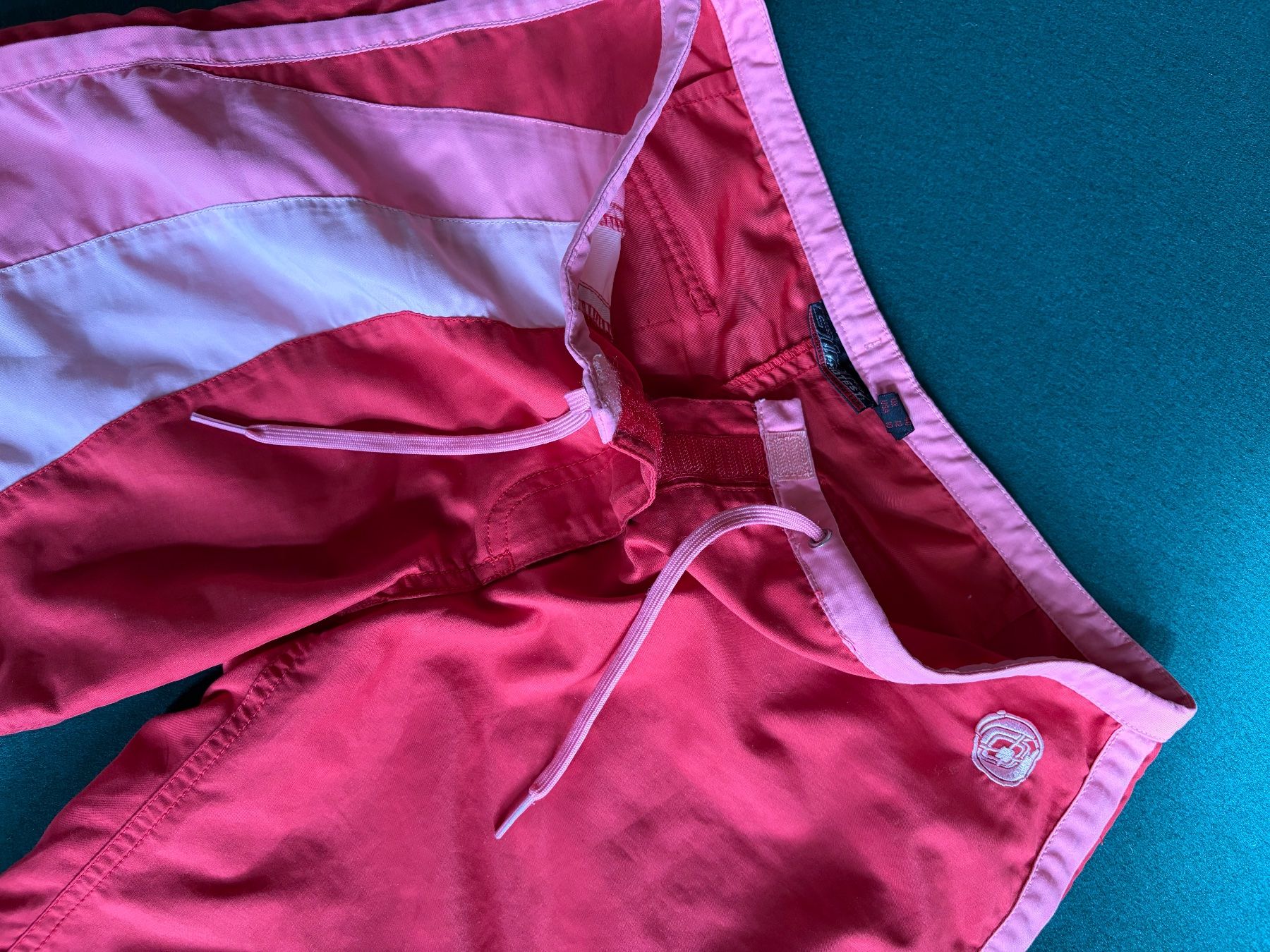 Protest Pantaloni: VINTAGE PROTEST Shorts  Gr. M – Usato da Interlaken venduto da Bona55 5