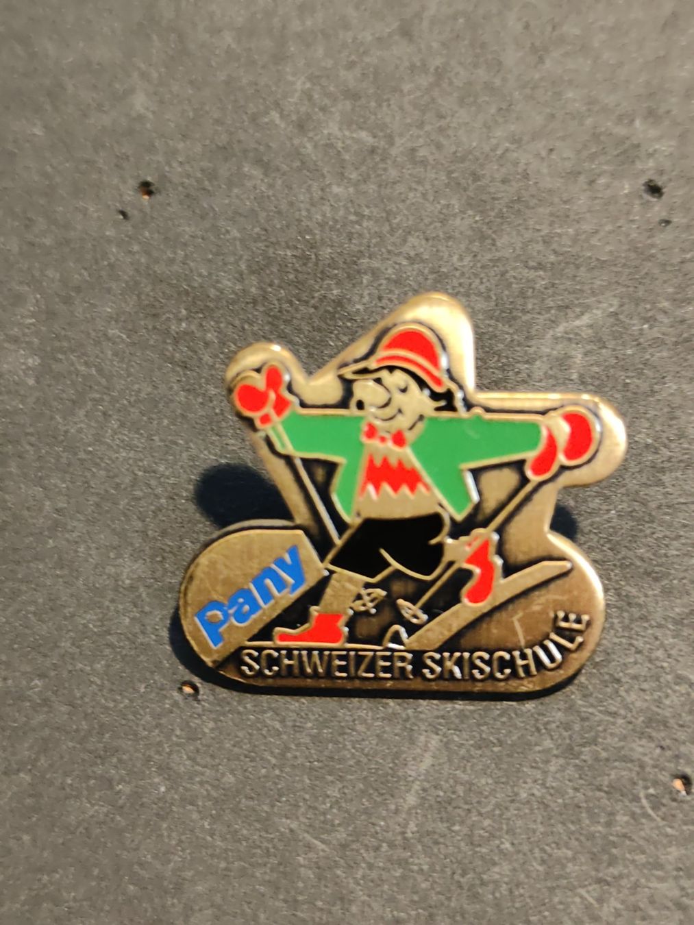 Placchette & Badge: 5 Pins - Skischule – Usato da Dürnten venduto da 999999 1