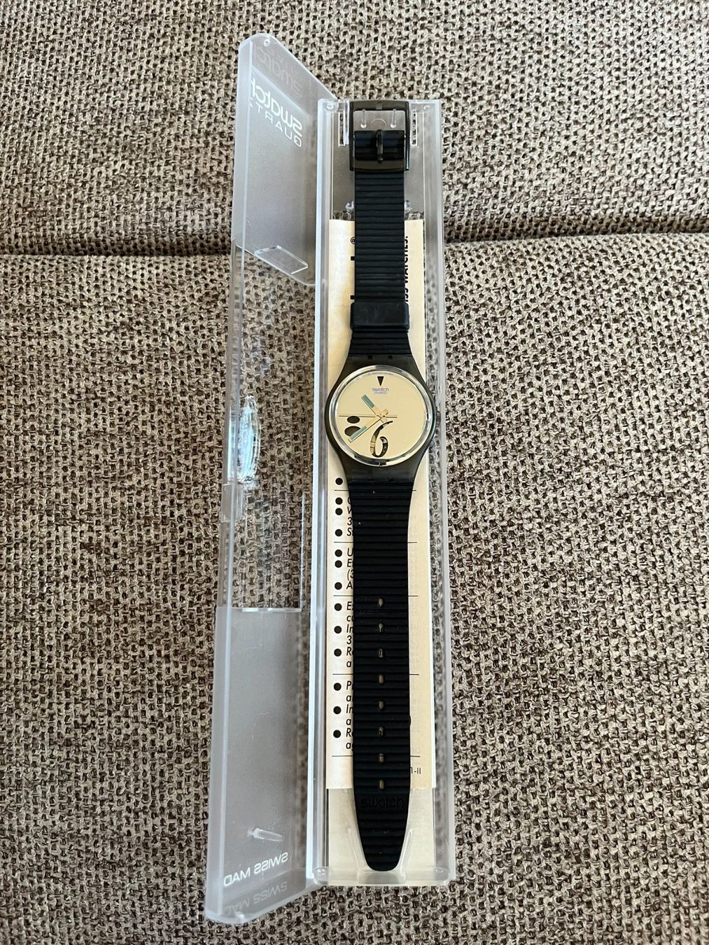 Swatch Orologi: Swatch Fashion GM107W – Usato da Unterengstringen venduto da alex.misinko 1