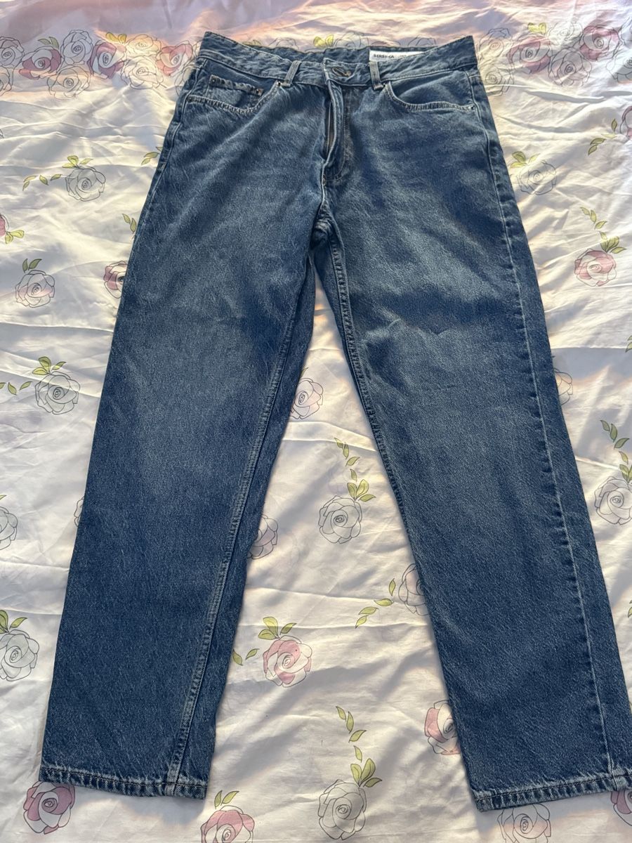 Bershka Jeans: Jeans BERSHKA bleu  – Nuovo (secondo la descrizione) da Biel/Bienne venduto da glaewynnshop 1