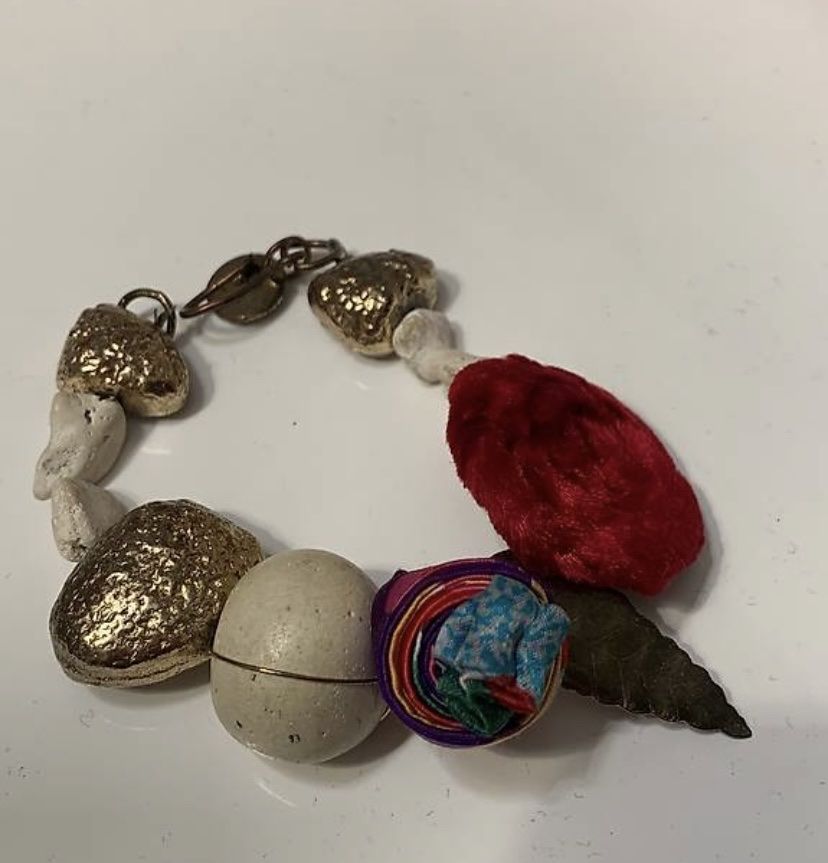 Bracciali & Braccialetti: Braccialetto Bimba Y Lola – Nuovo (secondo la descrizione) da Bellinzona venduto da rob_d6fz