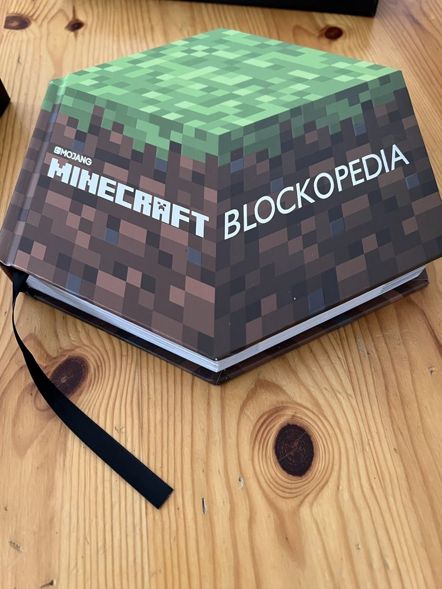 Libri: Buch Minecraft Blockopedia gebunden Neu – Nuovo (secondo la descrizione) da Basel venduto da veralt 1