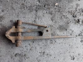 Alter Schraubstock