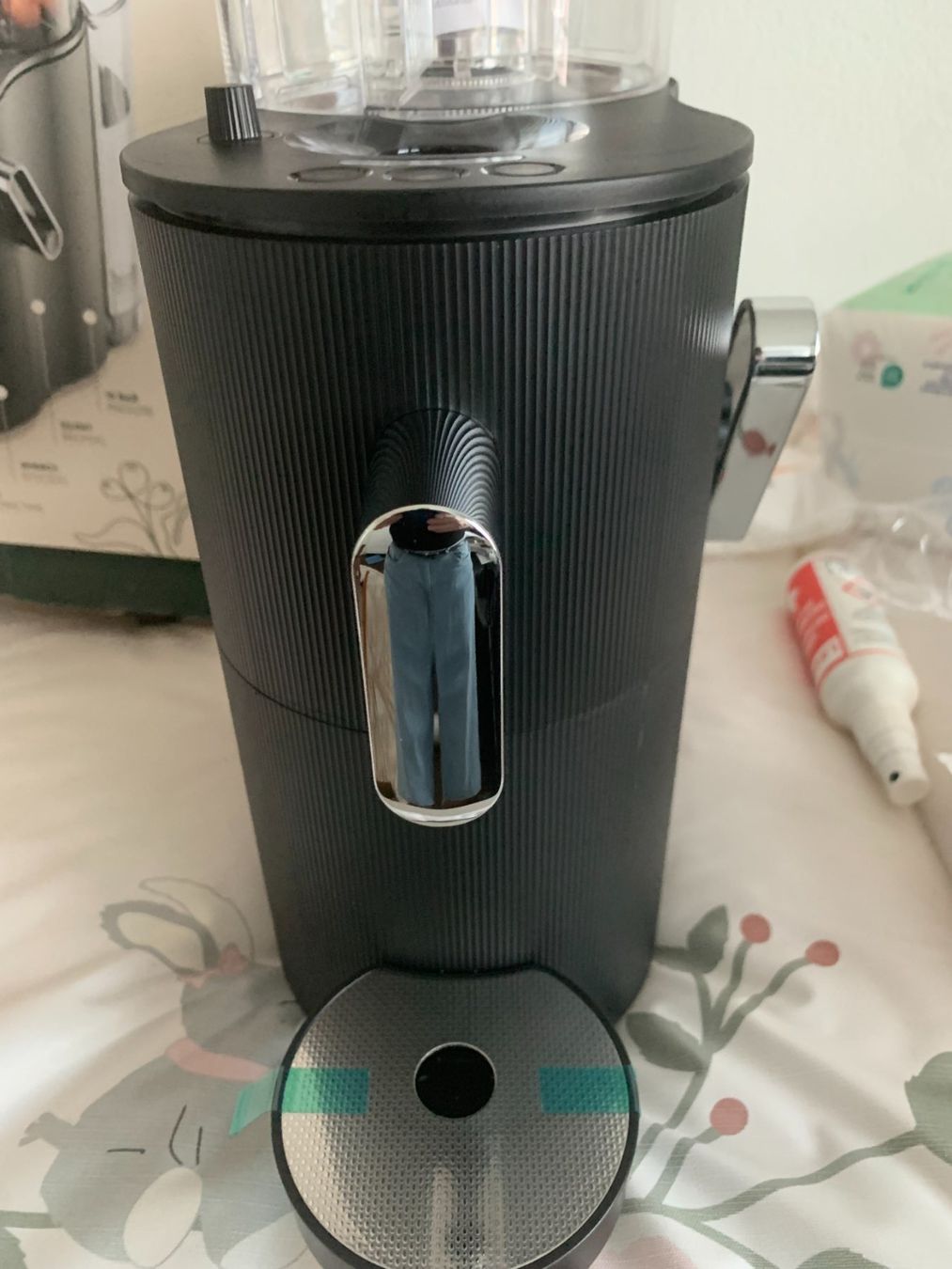 Coffee B Macchine per caffè & Macchine per espresso: NEUE Coffee B Globe Black Kaffeemaschine - Neu – Nuovo e nell'imballaggio originale da Arbon venduto da Saemis 2