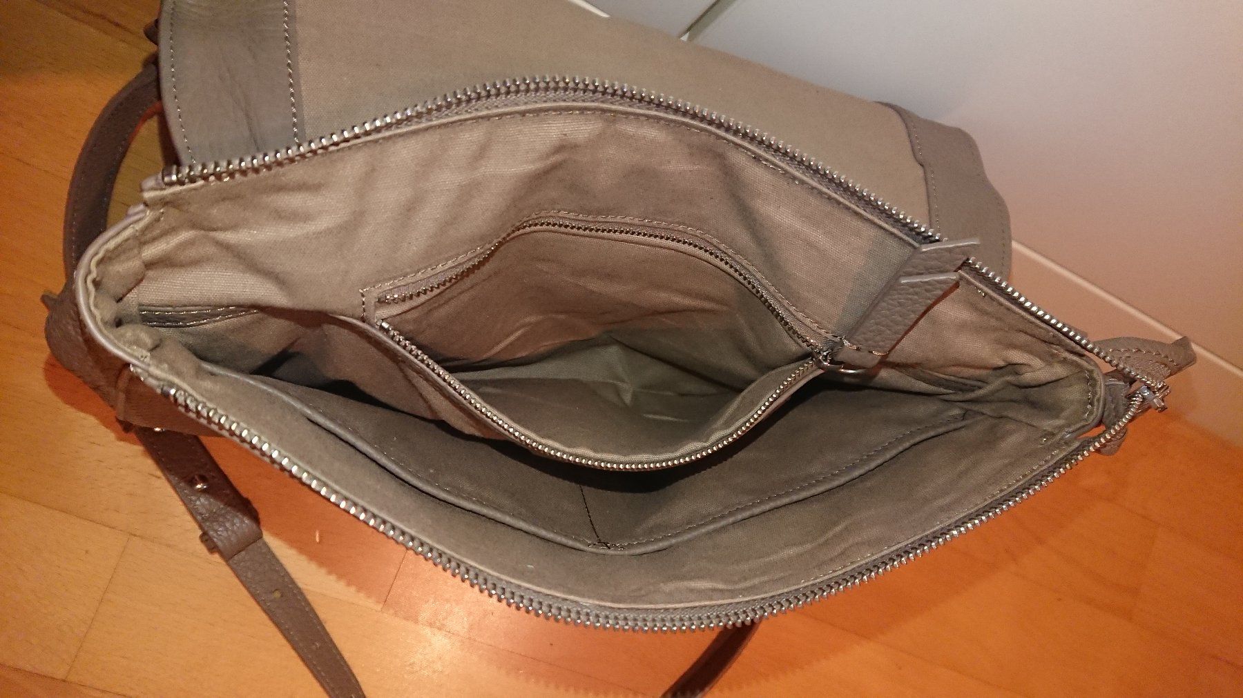 Liebeskind Taschen für Damen: Liebeskind Berlin - Ledertasche – Gebraucht aus Egg b. Zürich von orwell1984 5