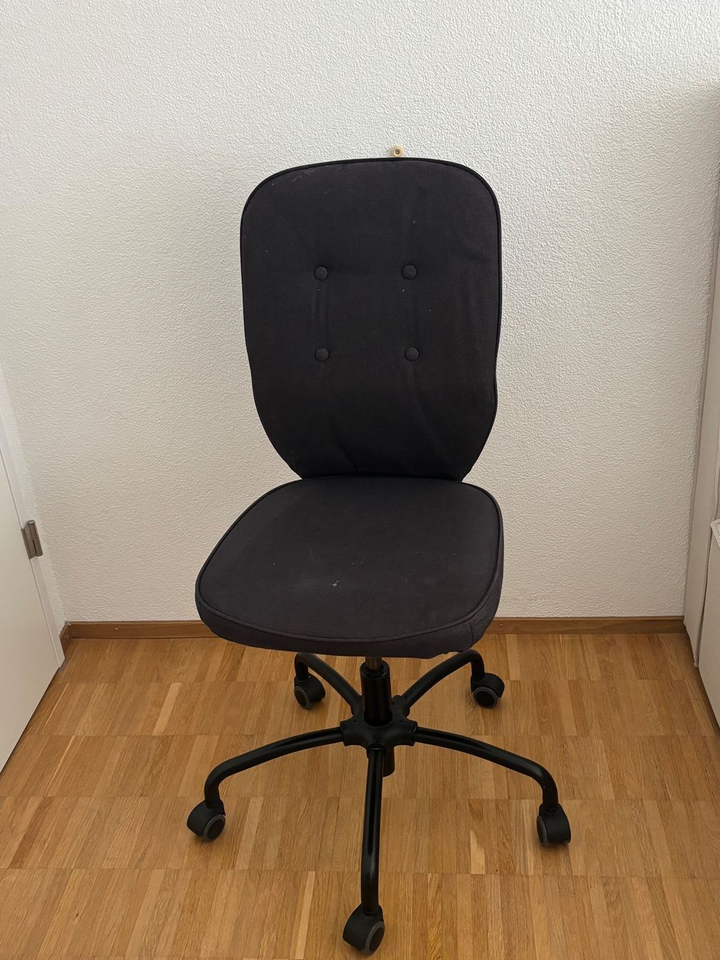 Scrivanie: Schreibtischstuhl, – Usato da Aarau venduto da son_yns7 2