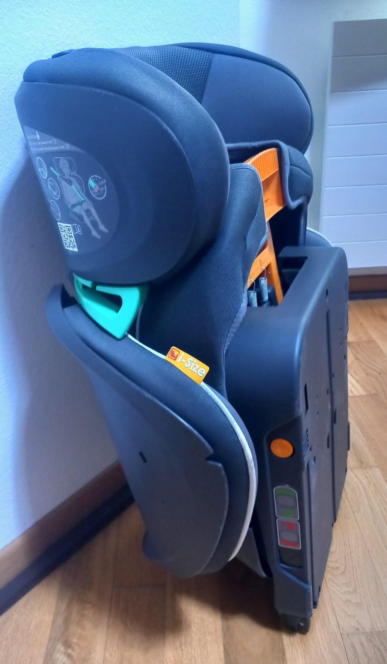 Chicco Auto-Kindersitze: Autositz Chicco Fold&Go i-Size – Gebraucht aus Kriens von mir_72ty 1