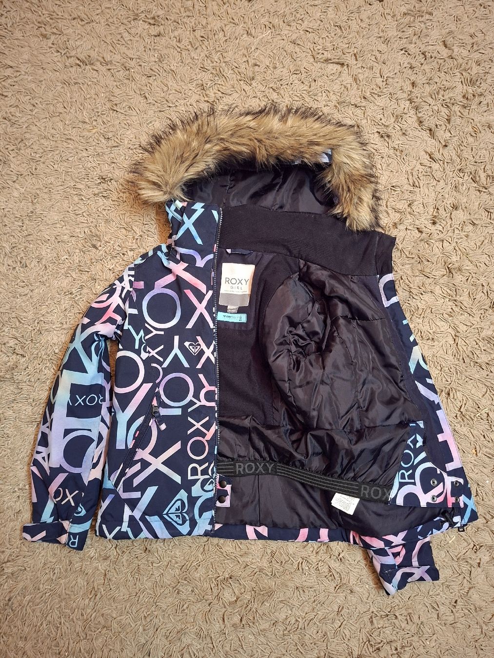 Roxy Ensembles: Skianzug Roxy Mädchen Grösse 128 – D'occasion à Därstetten par Re_Dude 3