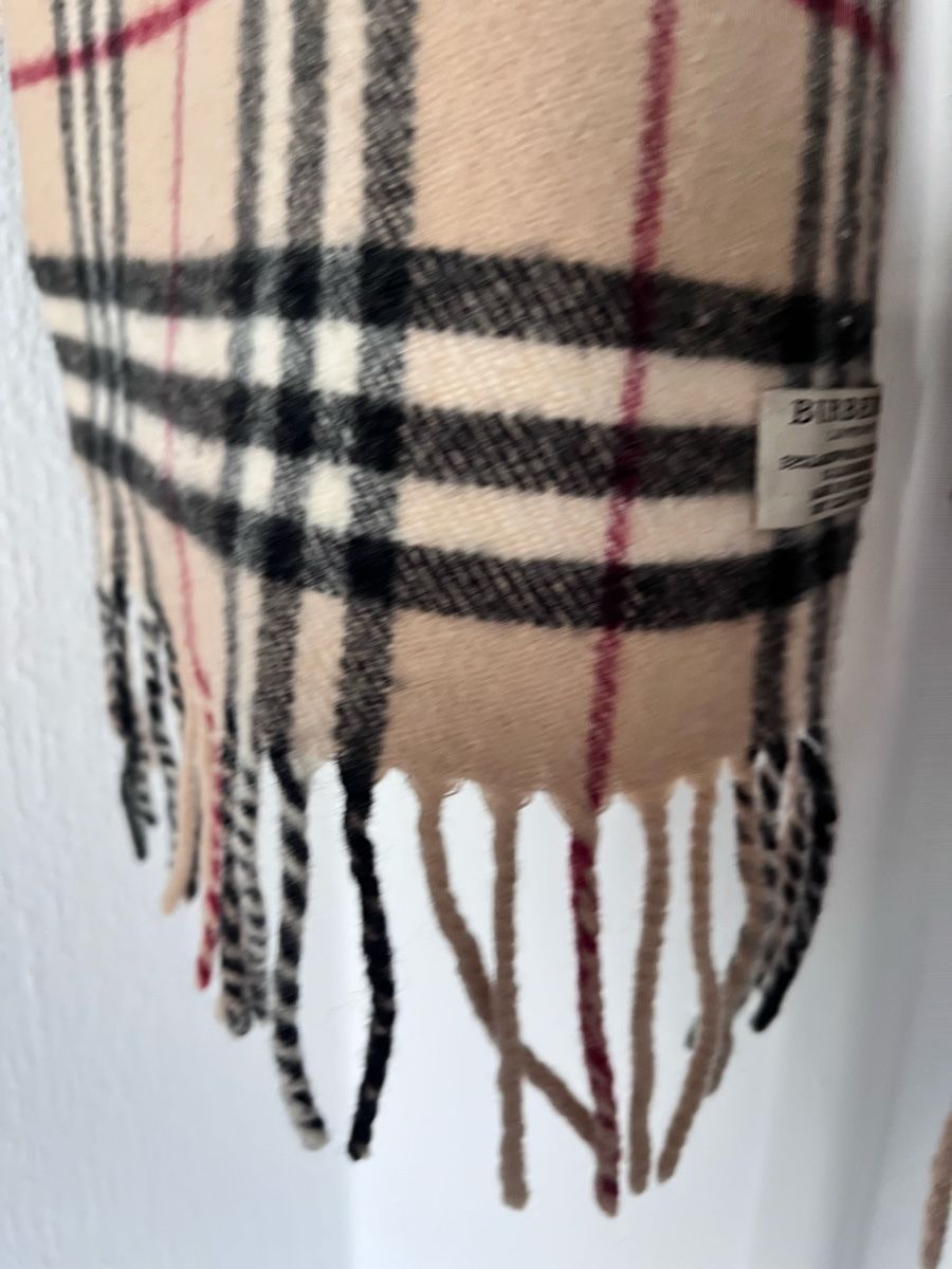 Burberry Foulards & écharpes: Burberry Wool Blend Scarf  – D'occasion à Lausanne par Danash 4