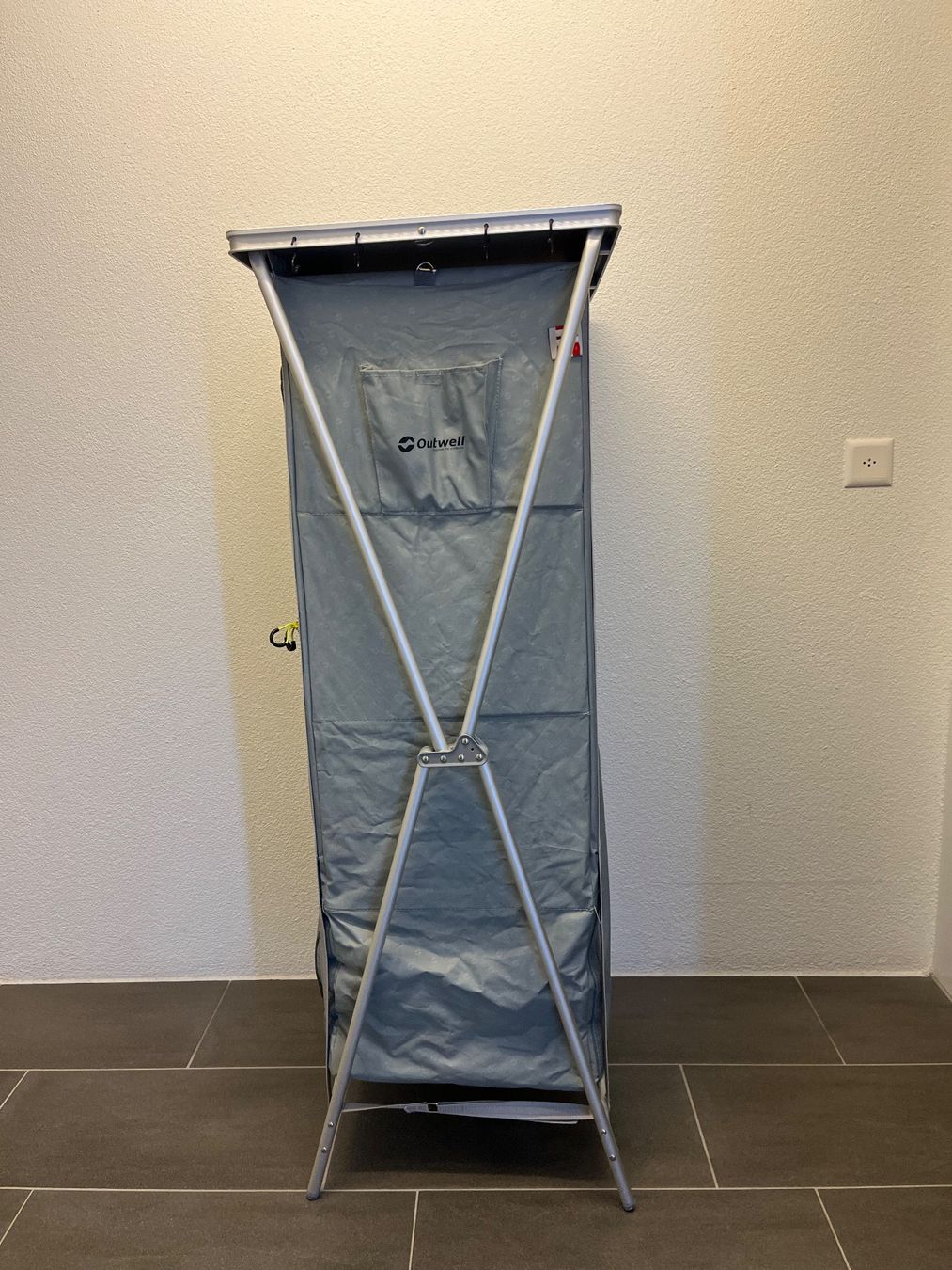 Outwell Armadi: Outwell Hochschrank Bermuda – Usato da Konolfingen venduto da davore 3