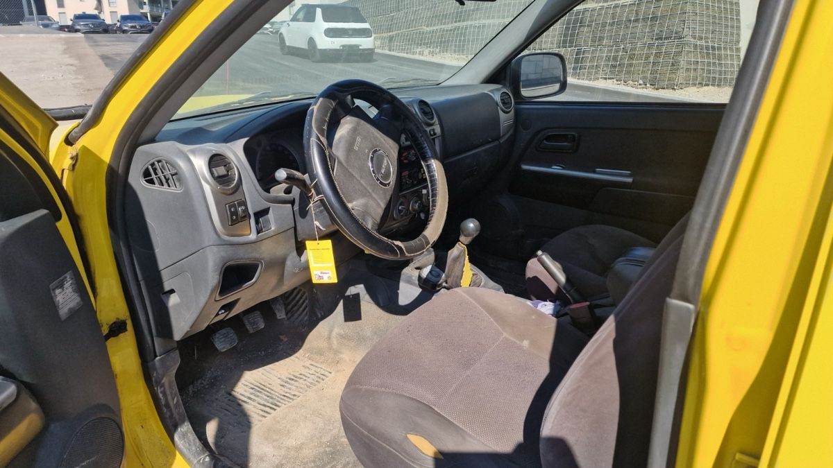 Isuzu Veicoli commerciali: ISUZU TFS86 mit Schneepflug  – Usato da Immensee venduto da Finoli.ch 4
