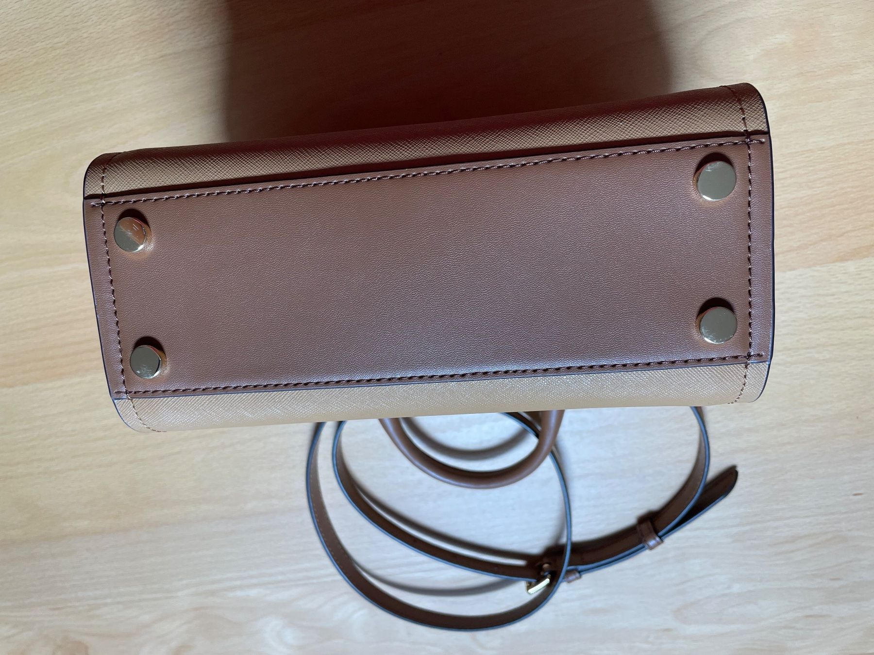 Michael Kors Taschen für Damen: Michael Kors Umhängetasche – Beige/Braun – Gebraucht aus Kloten von gma20 6