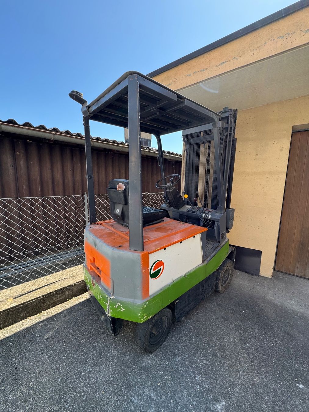 Carrelli elevatori e a forche: Muletto fiat OM modello E15N – Usato da Bioggio venduto da sor_6tg8 1