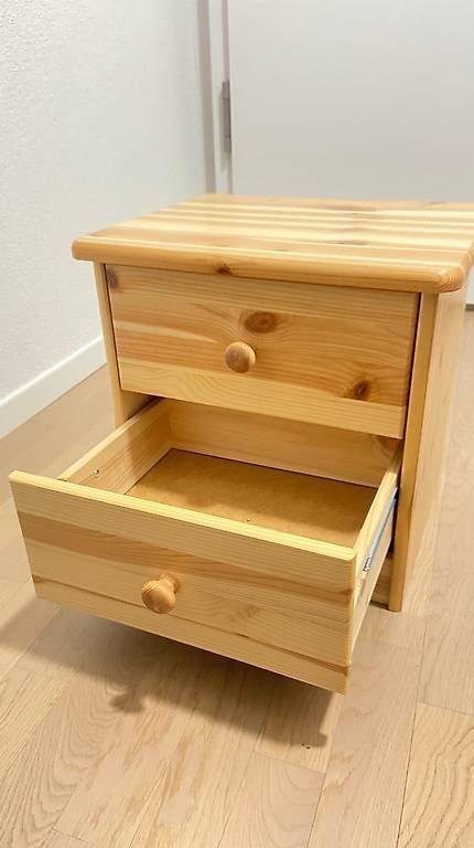 Comodini: Table de nuit en bois – Usato da Martigny venduto da IB_Store 1