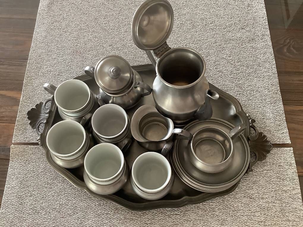 Set di piatti: Mocca Set aus 95% Zinn – Usato da Bremgarten AG venduto da Rhoru 4