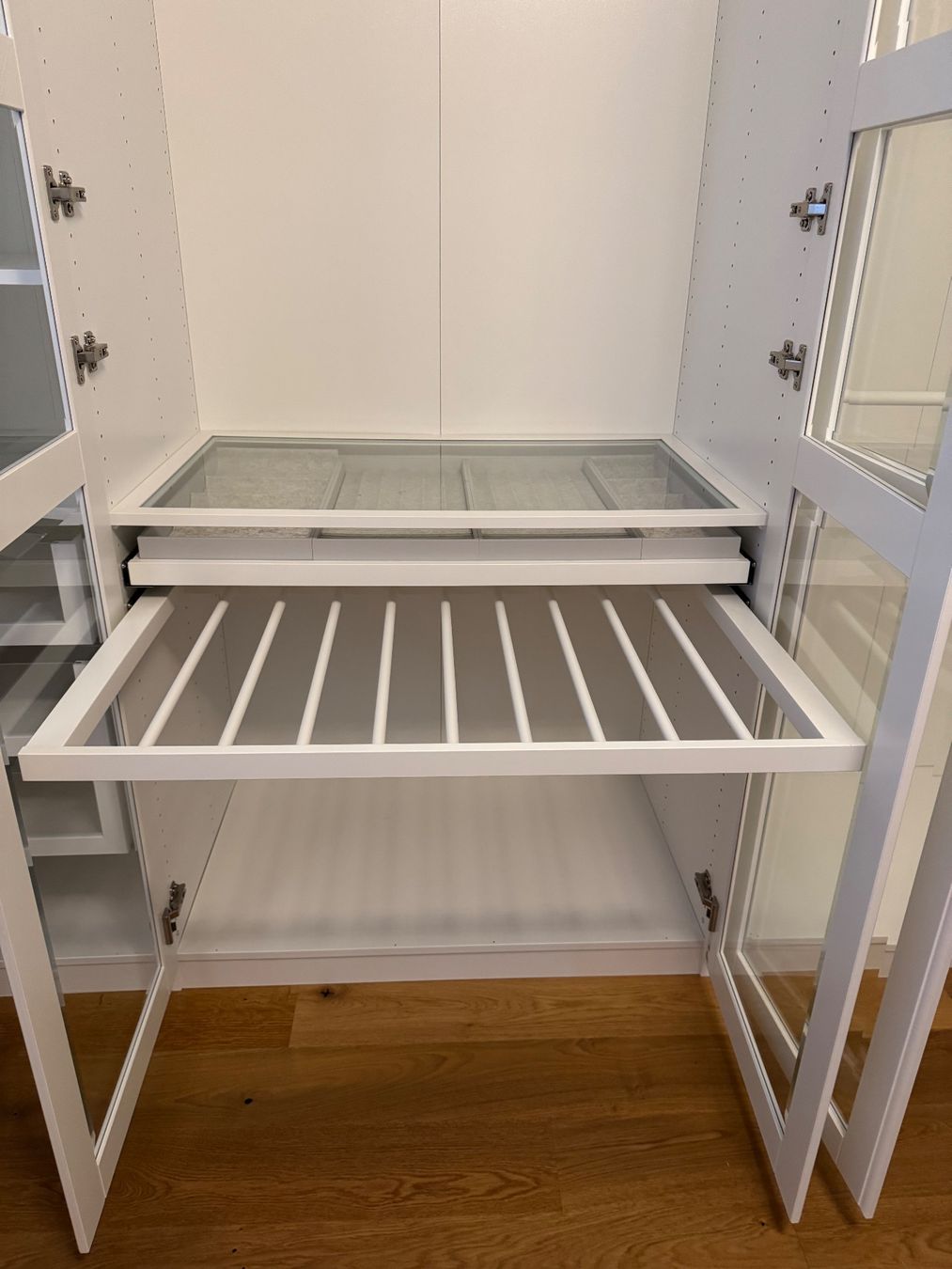 Ikea Armadi: Kleiderschrank – Usato da Oberbüren venduto da dijbdn 6