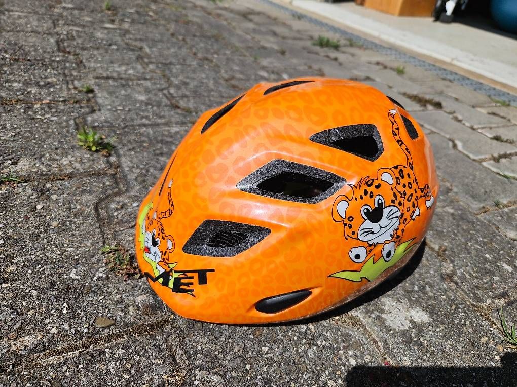 Caschi: Casque vélo pour enfant – Usato da Cornaux NE venduto da ViOX363 2