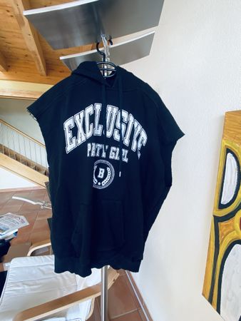 Magnifique sweat BERSHKA S  Envoi possible/Versand möglich