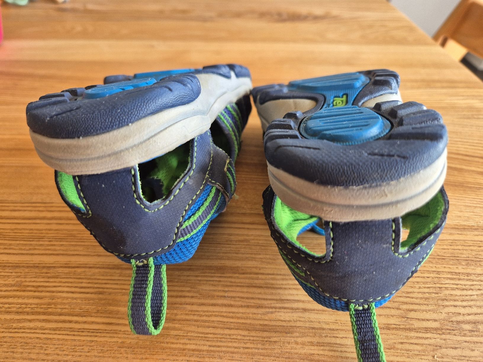 Teva Schuhe für Jungen: Teva Sandalen Kinder  – Gebraucht aus Lanzenhäusern von Sulaika0 2